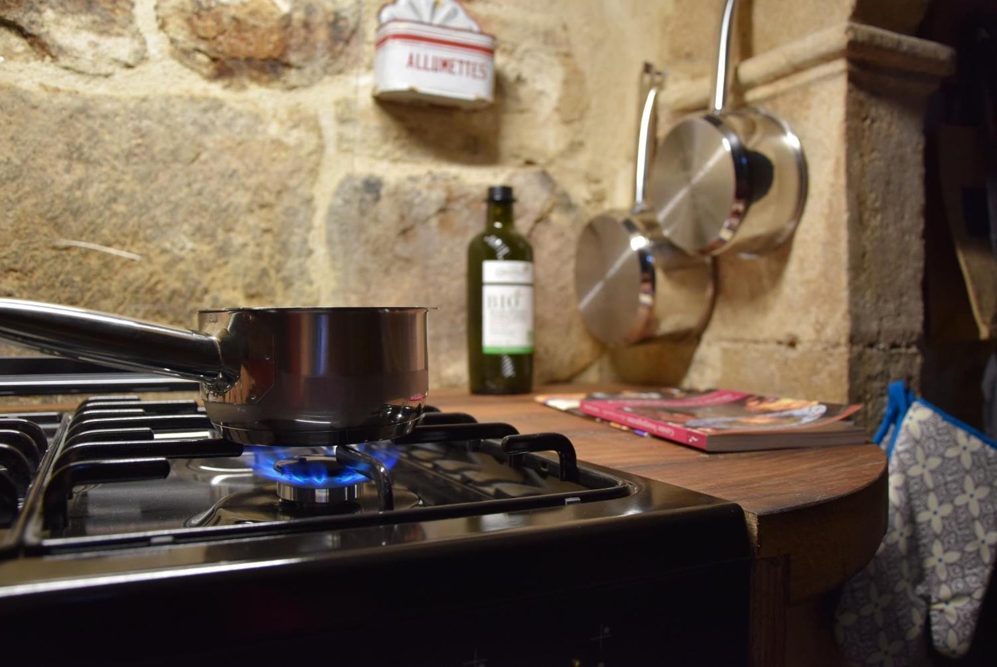 Apartamento Insolite Le Logement Des Gardes De La Porte De Beaune Au Xviie Siecle Atypique Exterior foto